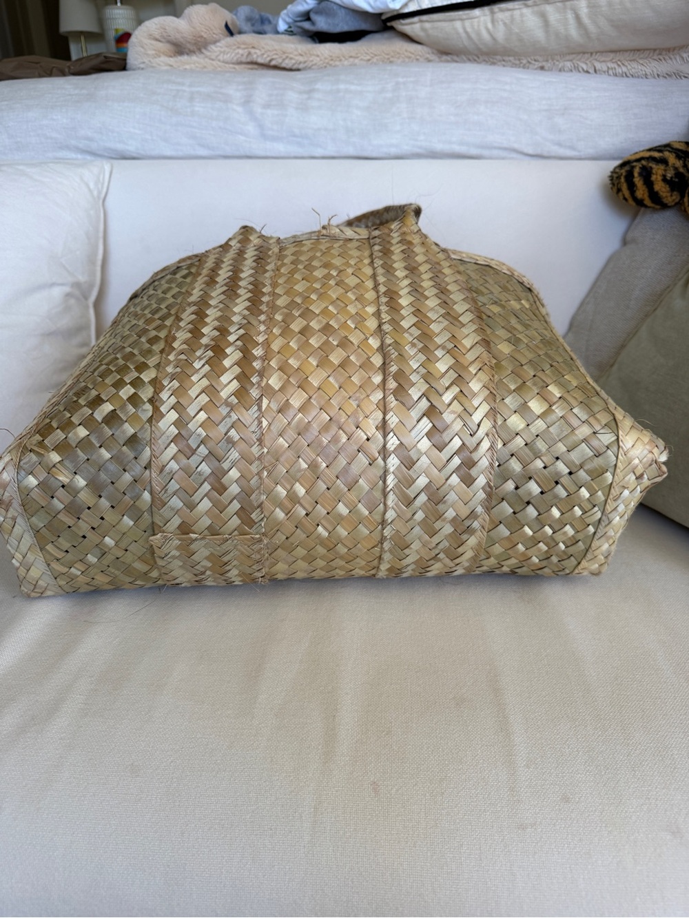 Handmade A and A hidden treasures Woven Natural Straw Tote Bag Beige - Picture 6 of 10